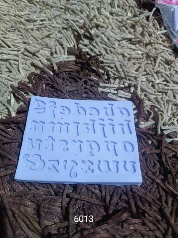 قالب سیلیکونی حروف لاتین کد ۶۰۱۳